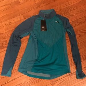 **SOLD** - Mizuno Breathe Thermo Quarter ZIP